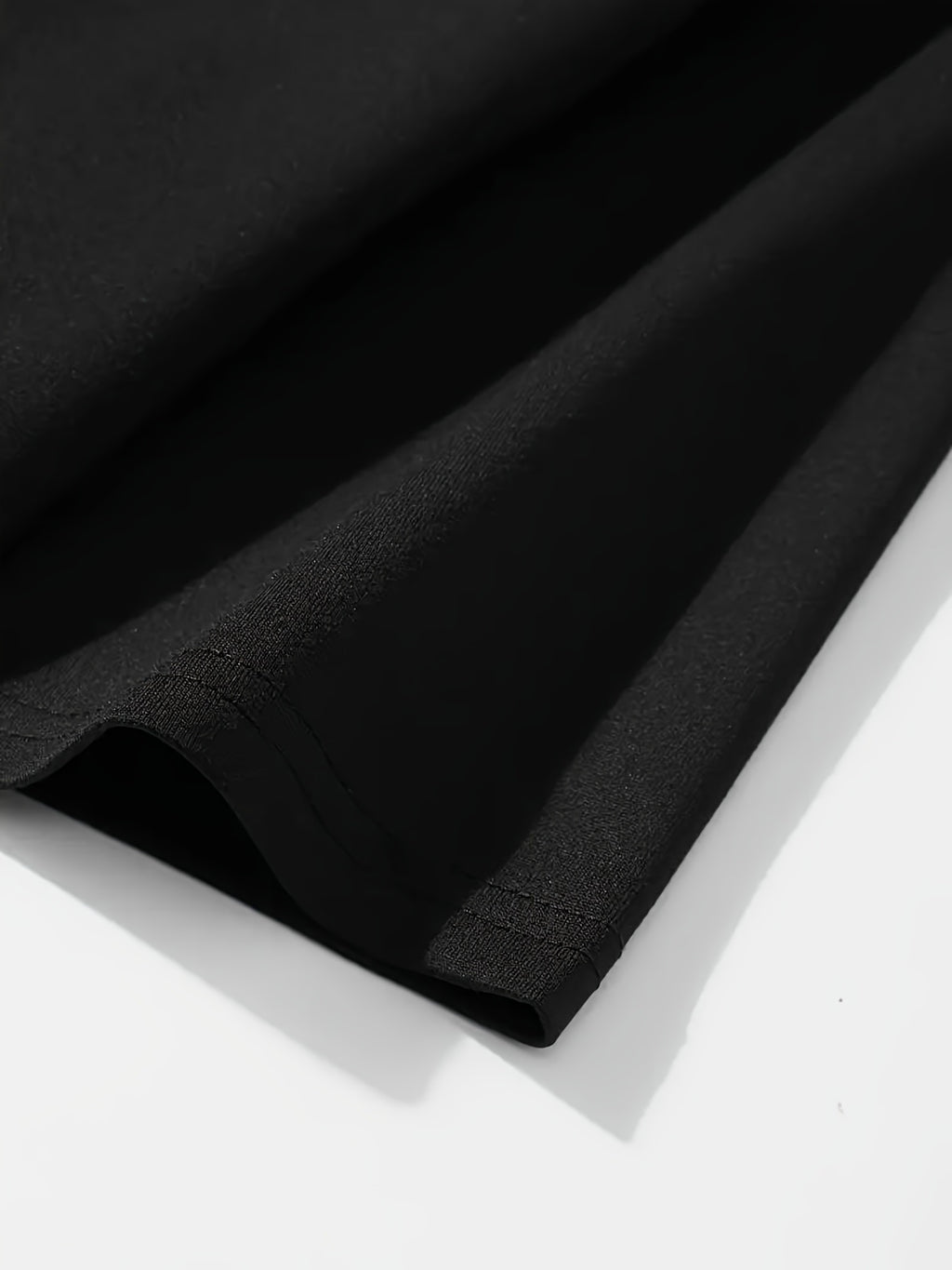 Screaming Hand Graphic T-Shirt – Retro Street Ink Edition - Namparoger 